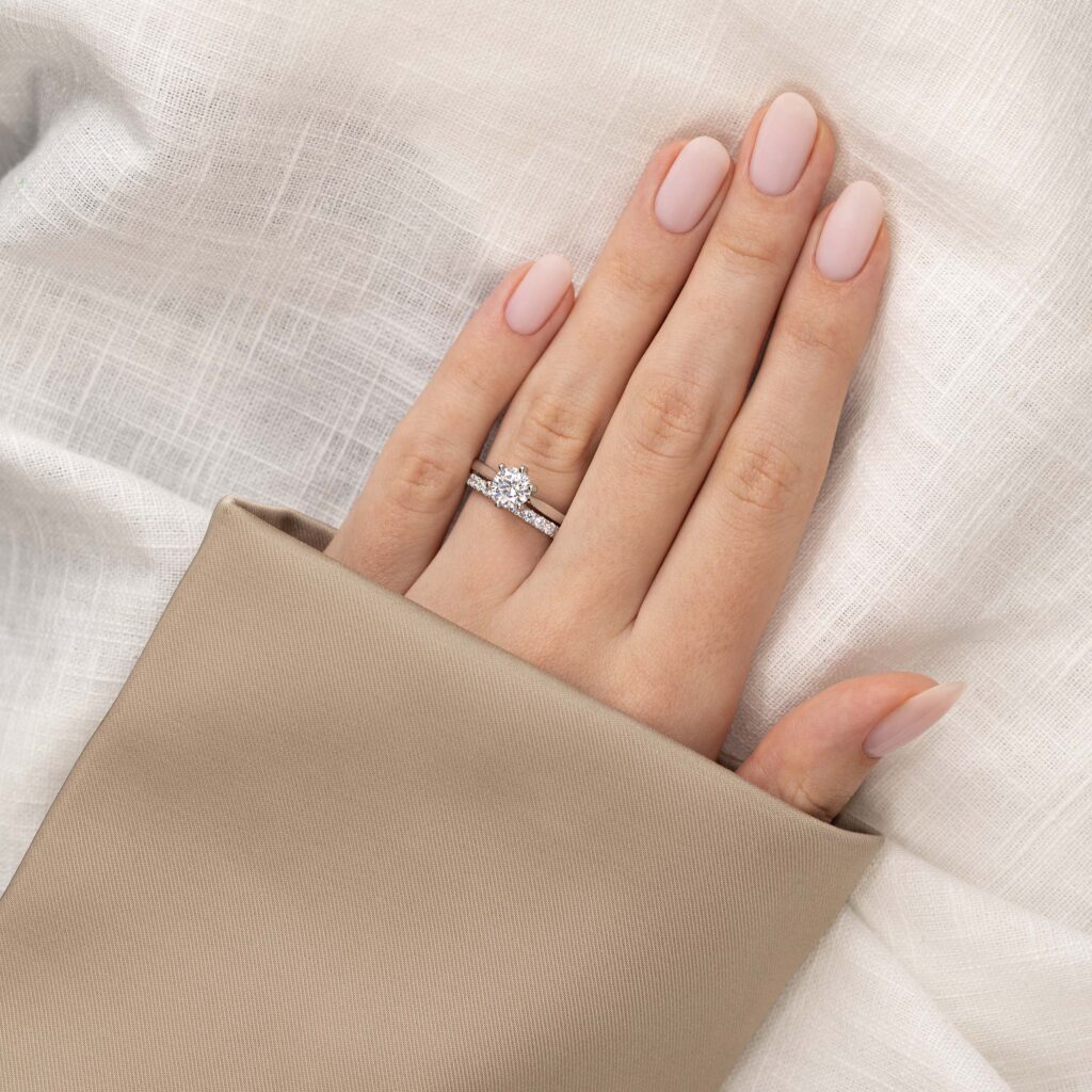 Bonnie – Förlovningsring i 18k Gulguld med diamant