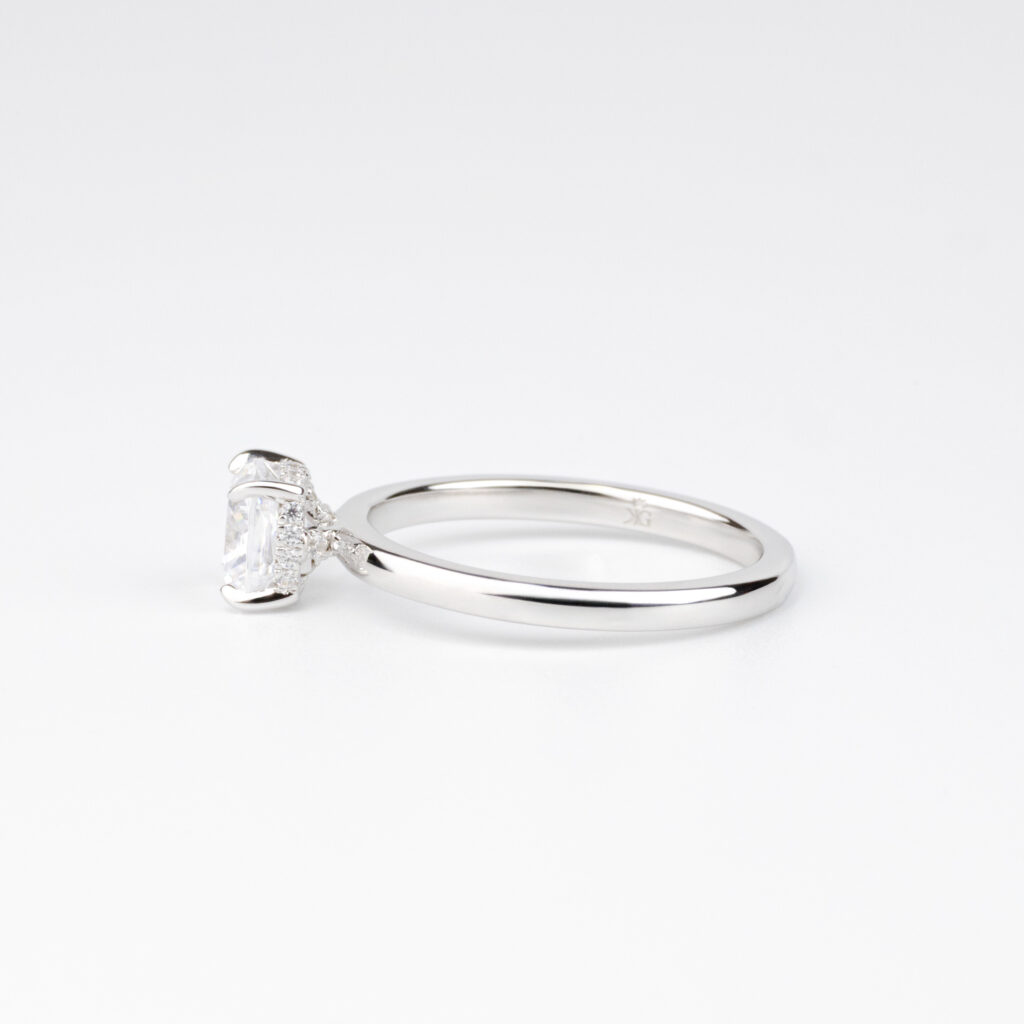 Giada – Förlovningsring i 18k Vitguld med diamant