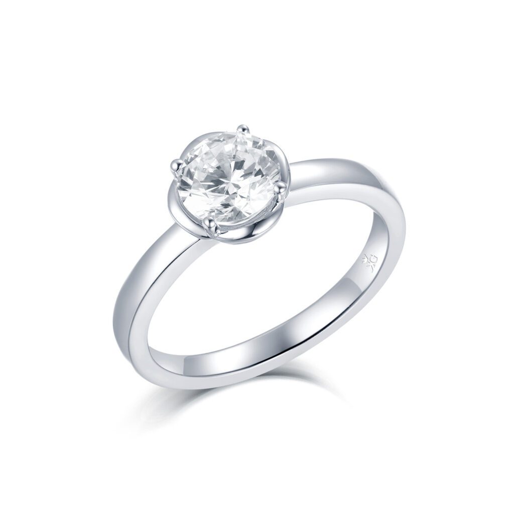 Linelle – Förlovningsring i 950 Platina med diamant