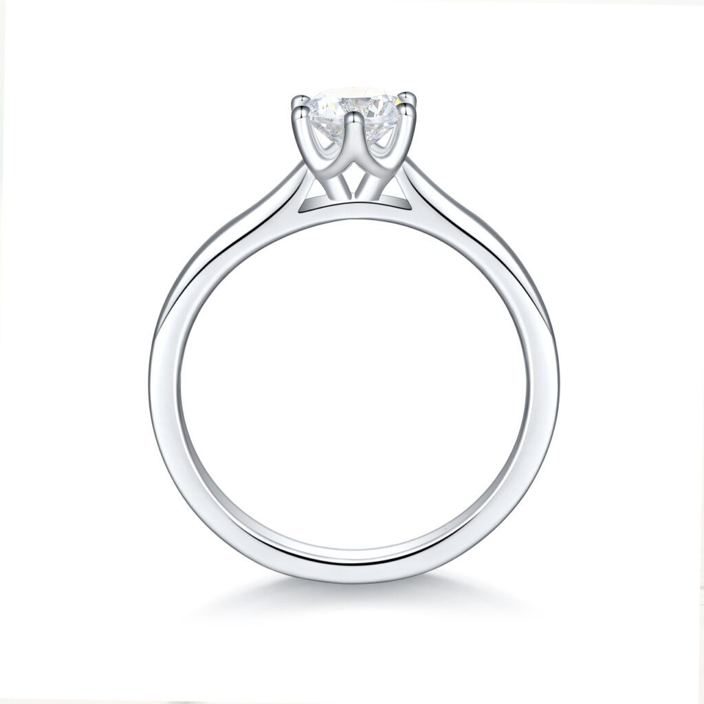 Ljusa – Förlovningsring i 950 Platina med diamant