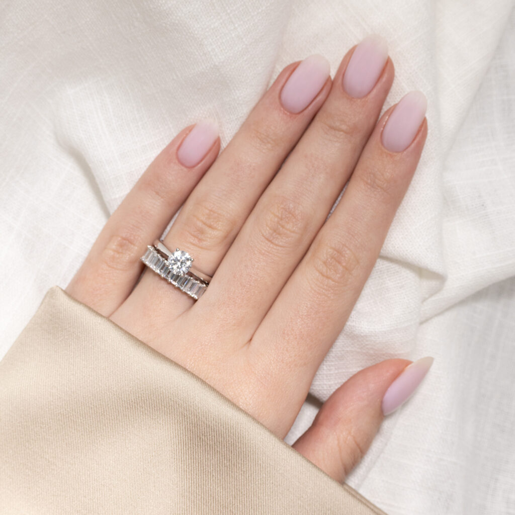 Amina – Förlovningsring i 950 Platina med diamant