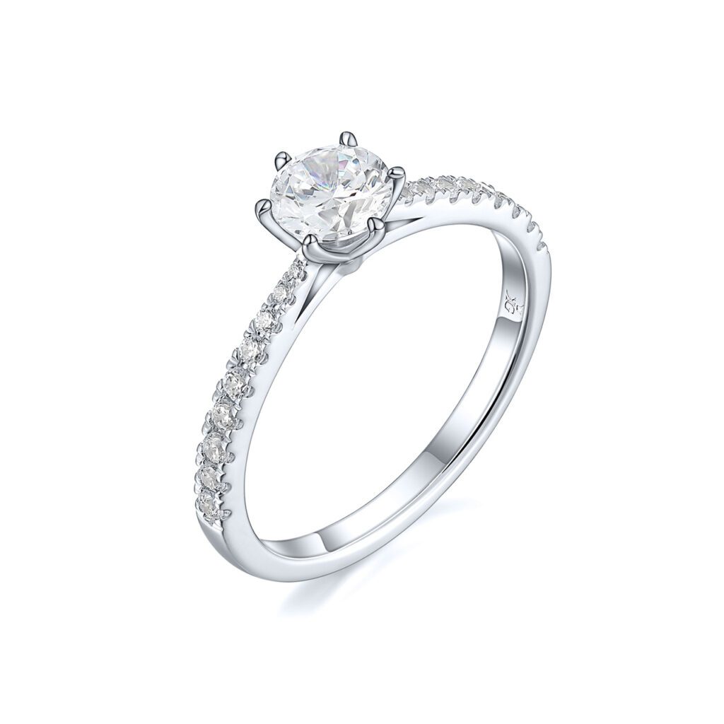 Coralie – Sidostensring med diamanter i 18k Vitguld