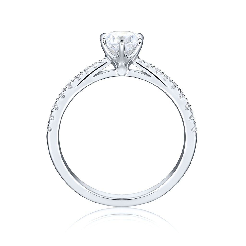 Coralie – Sidostensring med diamanter i 18k Vitguld