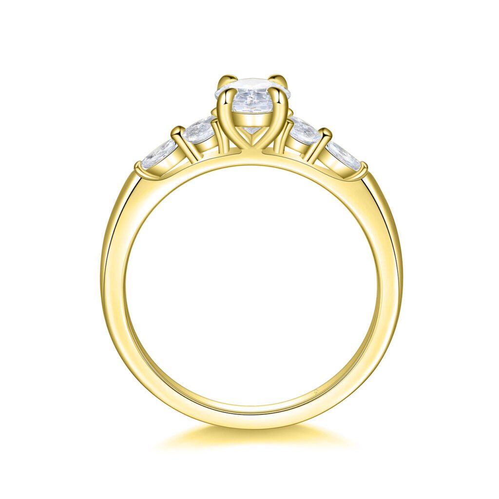 Eliana – Flerstensring med diamanter i 18k Gulguld