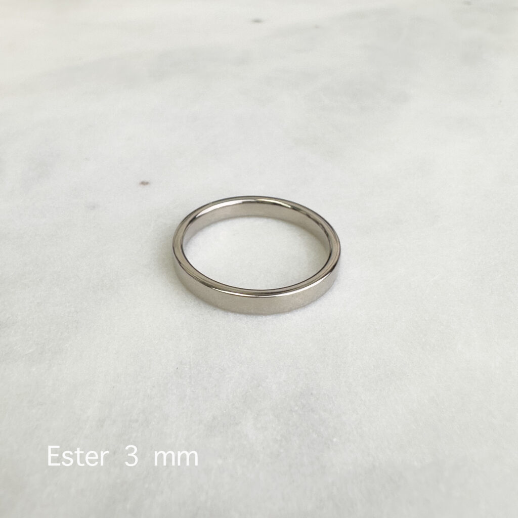 Ester – Slät ring i 950 Platina