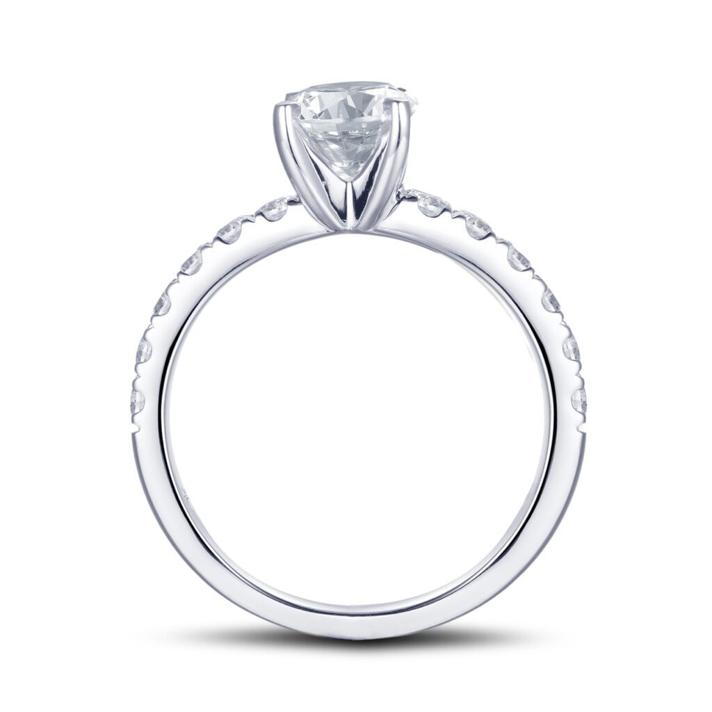 Isabell – Sidostensring med diamanter i 950 Platina