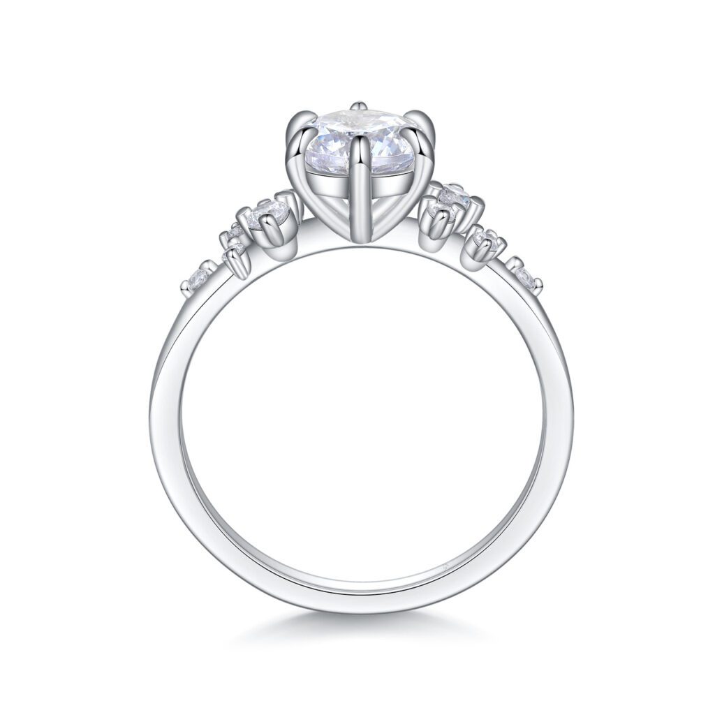 Mariya – Flerstensring med diamanter i 18k Vitguld