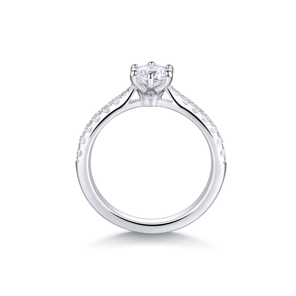 Mira – Sidostensring med diamanter i 18k Vitguld