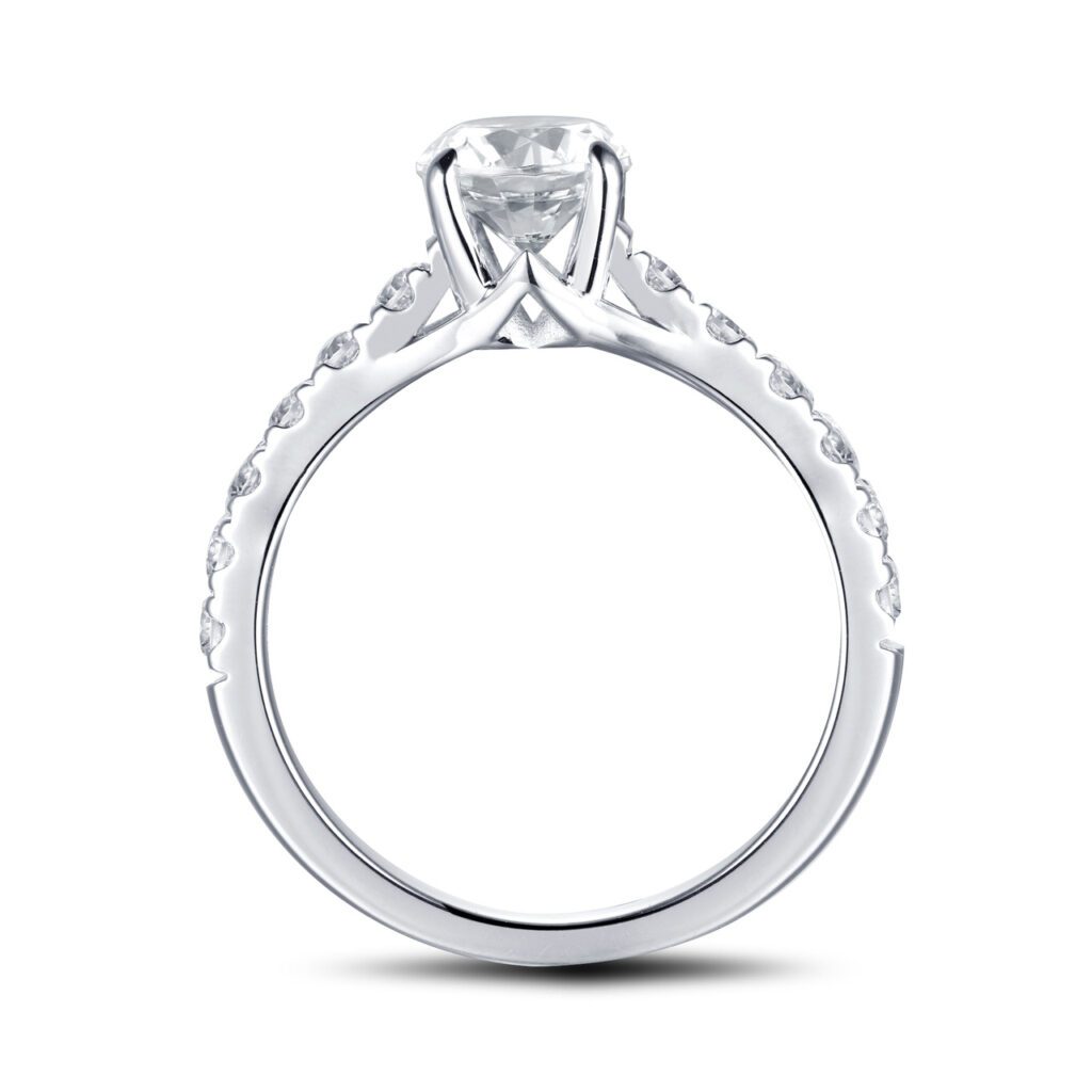 Mona – Sidostensring med diamanter i 18k Vitguld