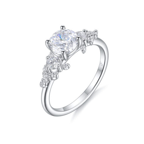 Nadine – Flerstensring med diamanter i 18k Vitguld