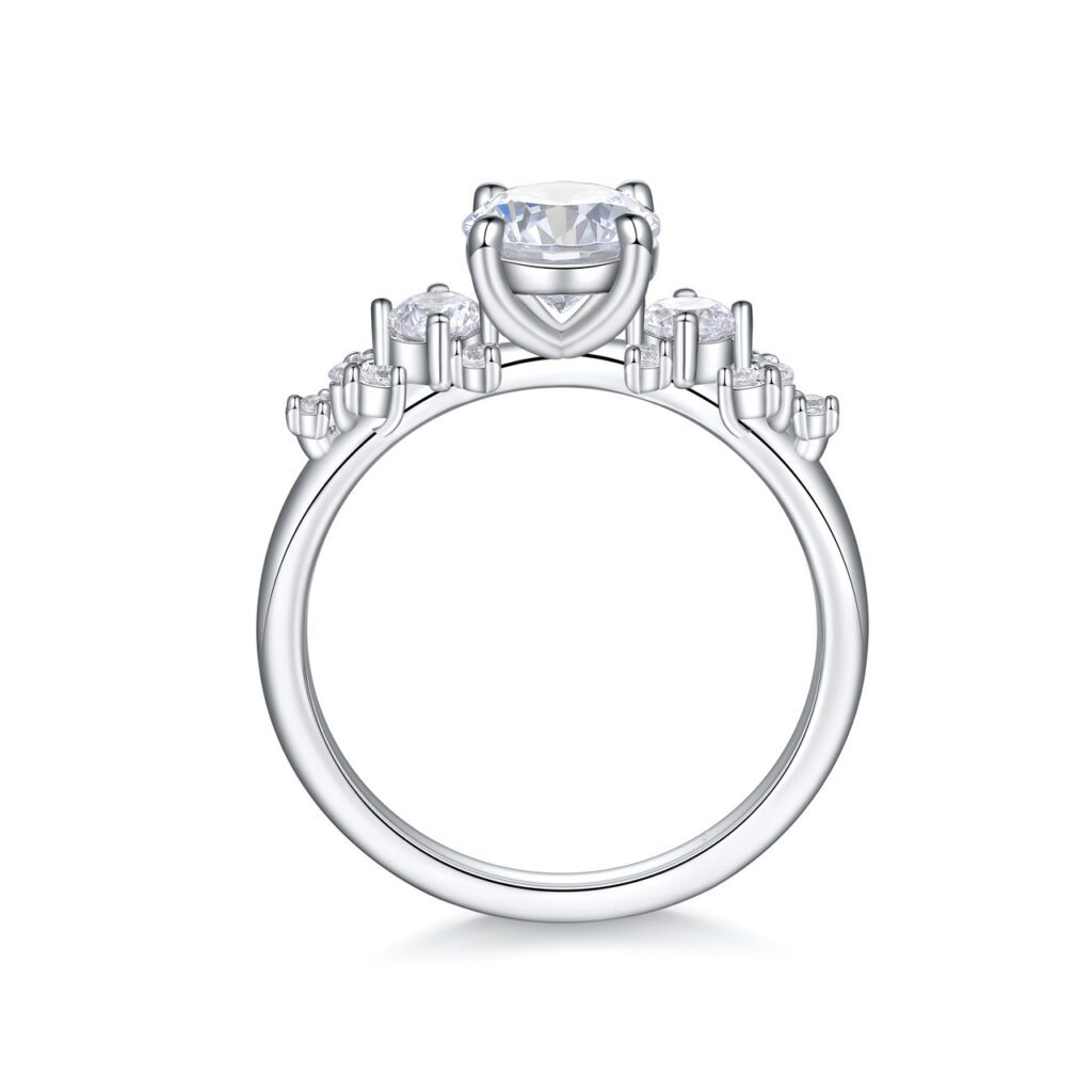 Nadine – Flerstensring med diamanter i 18k Vitguld