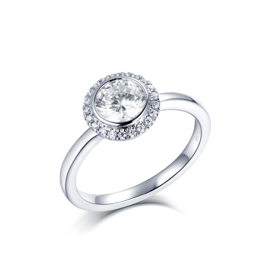 Noura – Haloring i 18k Vitguld med diamant
