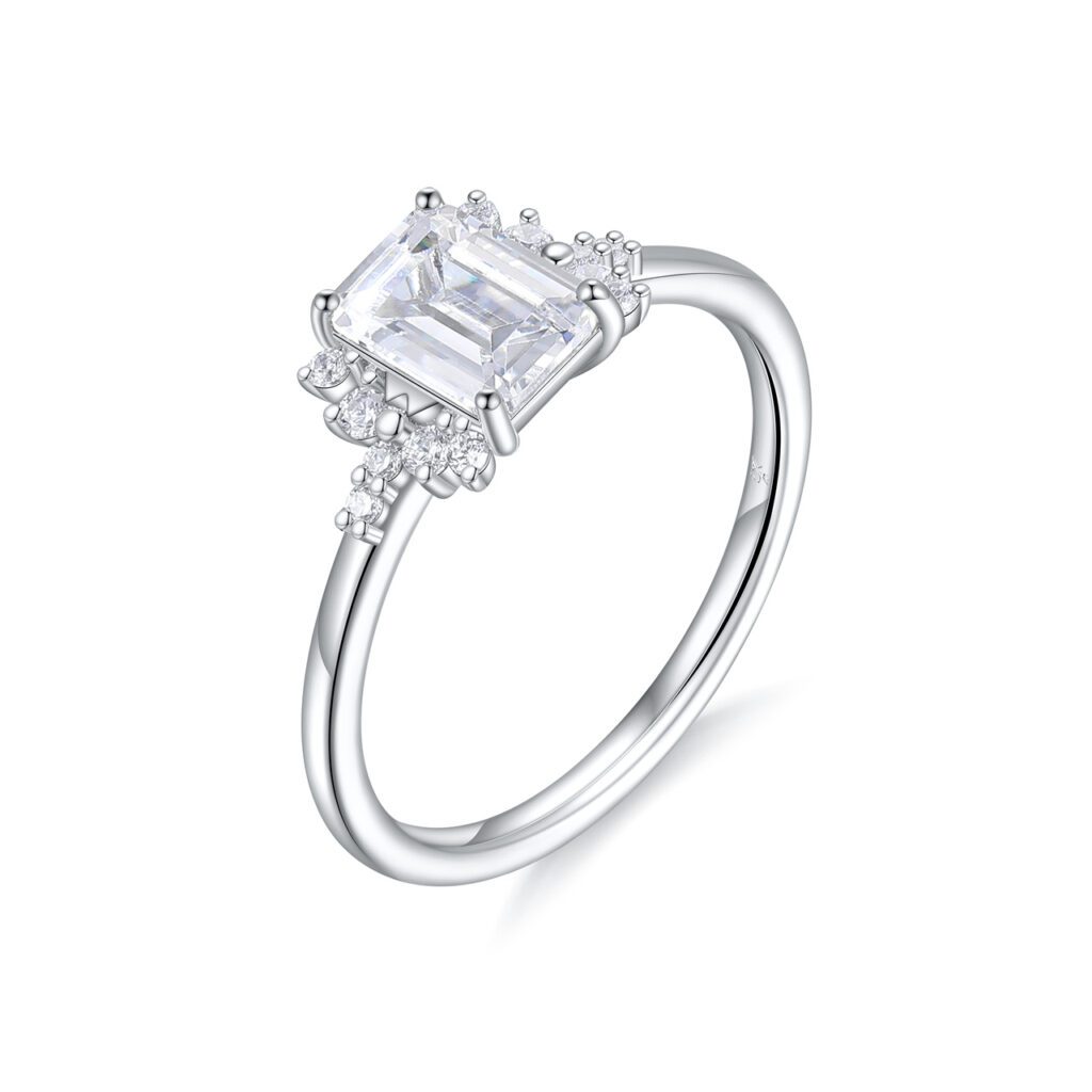 Oriana – Flerstensring med diamanter i 950 Platina