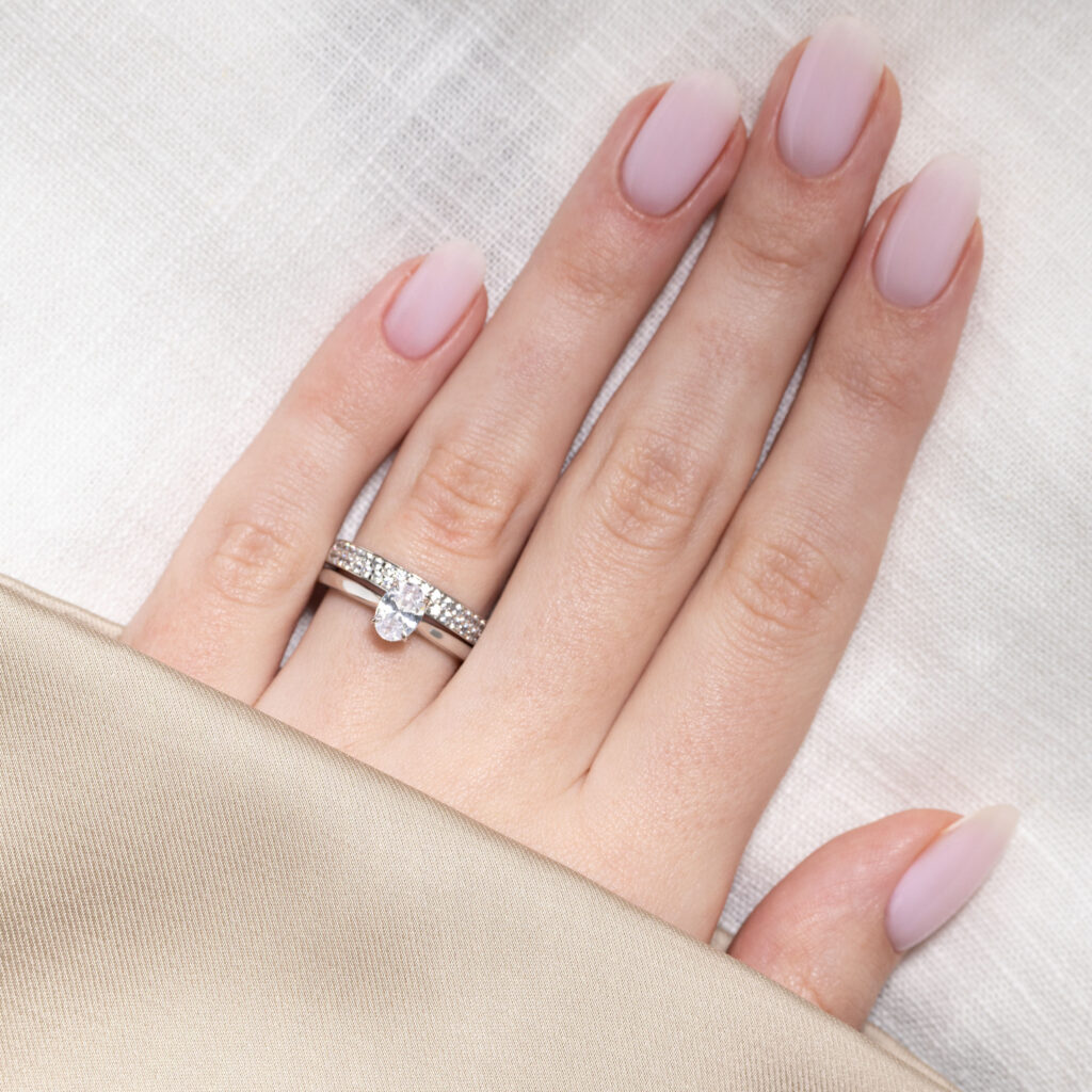 Savannah – Ring i 18k Roséguld med micropavéinfattade dubbla rader av diamanter