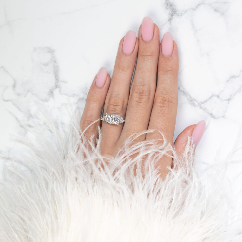 Tracee – Unik Toi et Moi ring med Diamanter i 18k Gulguld