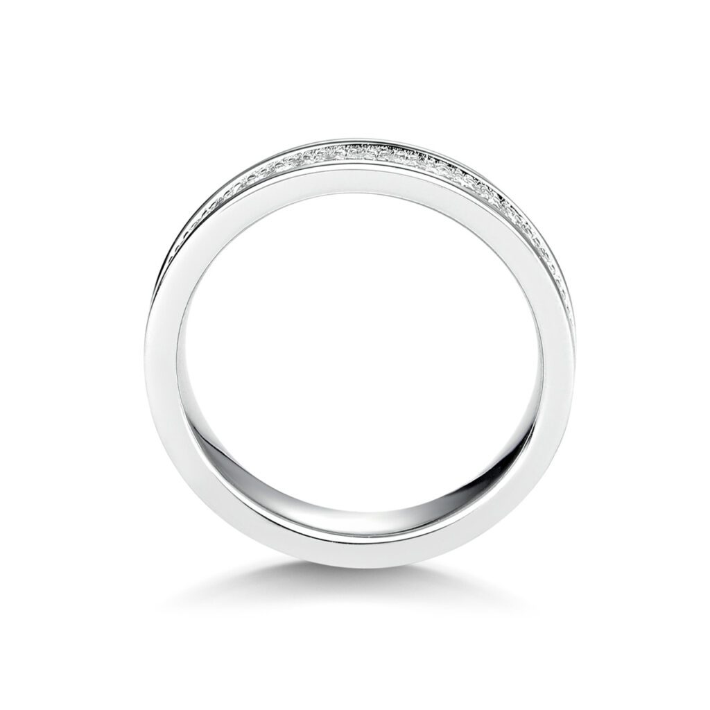 Kehlani – Elegant alliansring i 950 Platina med diamanter