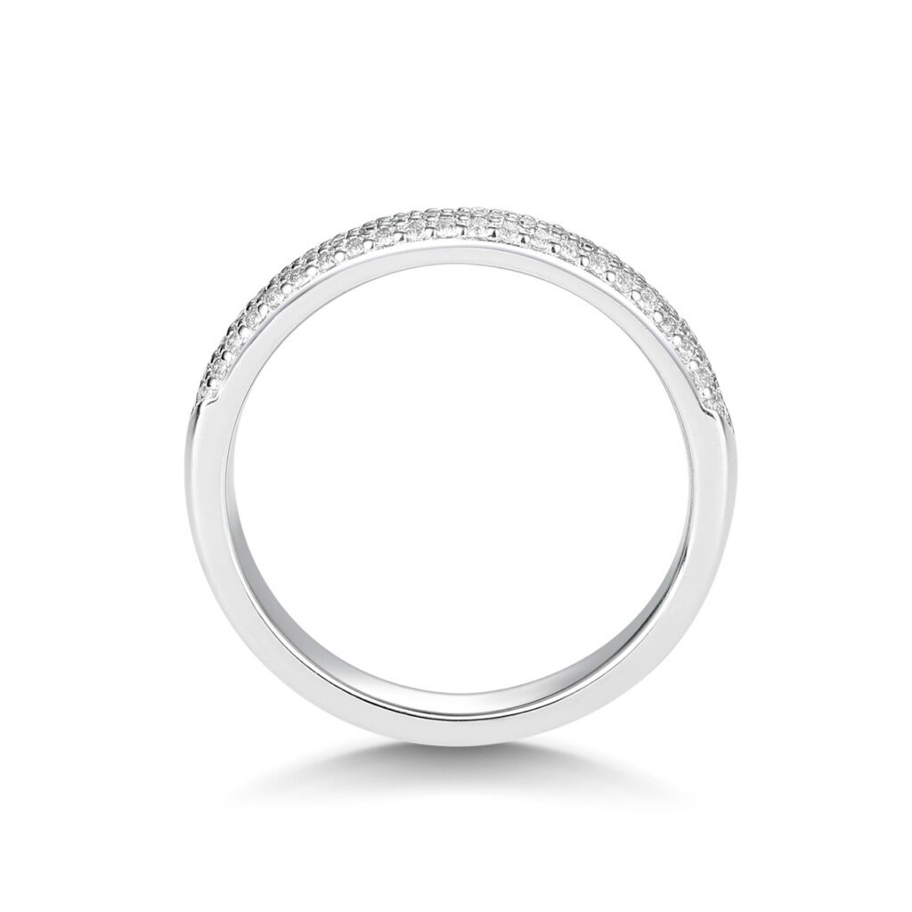 Quinn – Ring i 950 Platina med tre rader diamanter för maximal lyster
