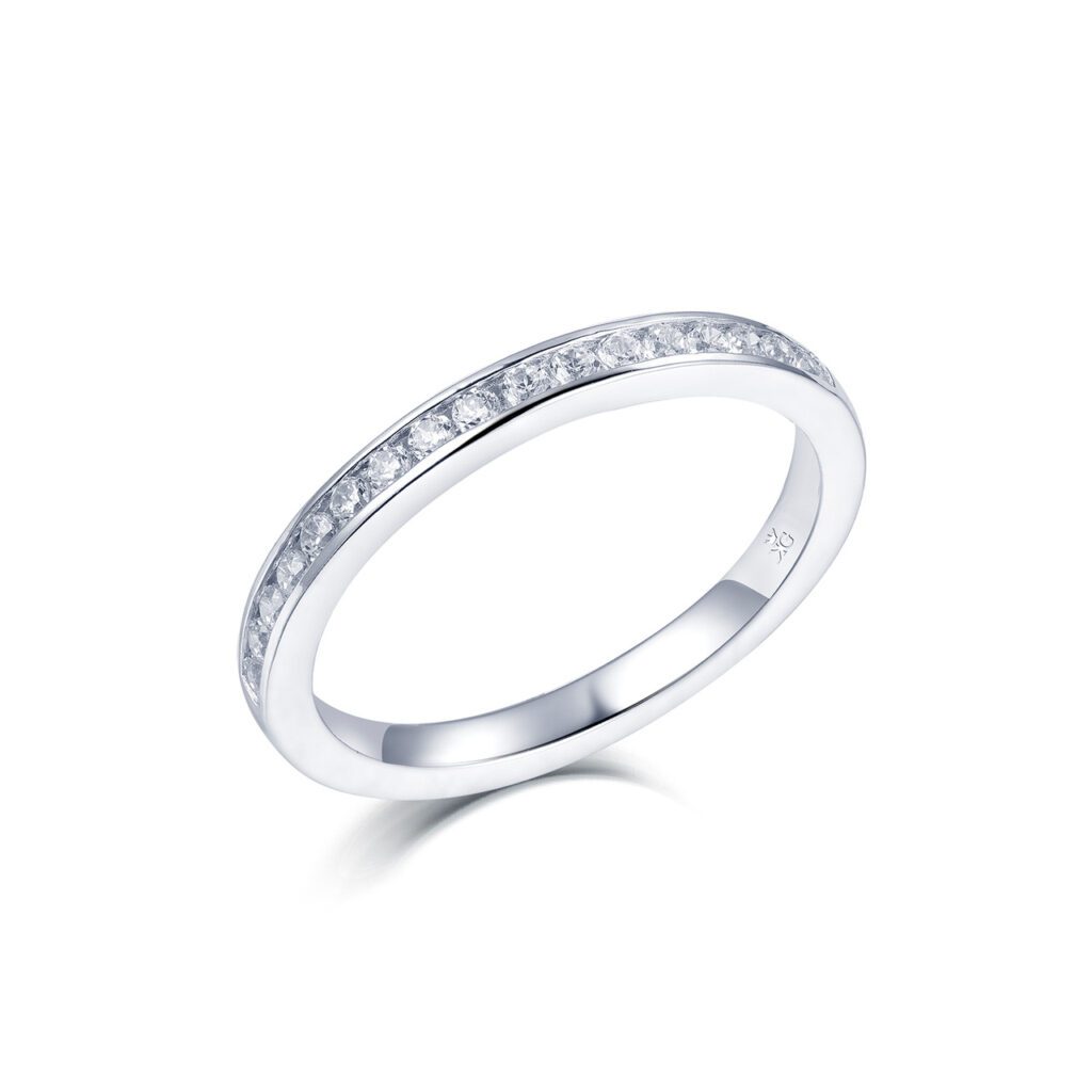 Vega 0.255 carat – Elegant Halvallians i 950 Platina