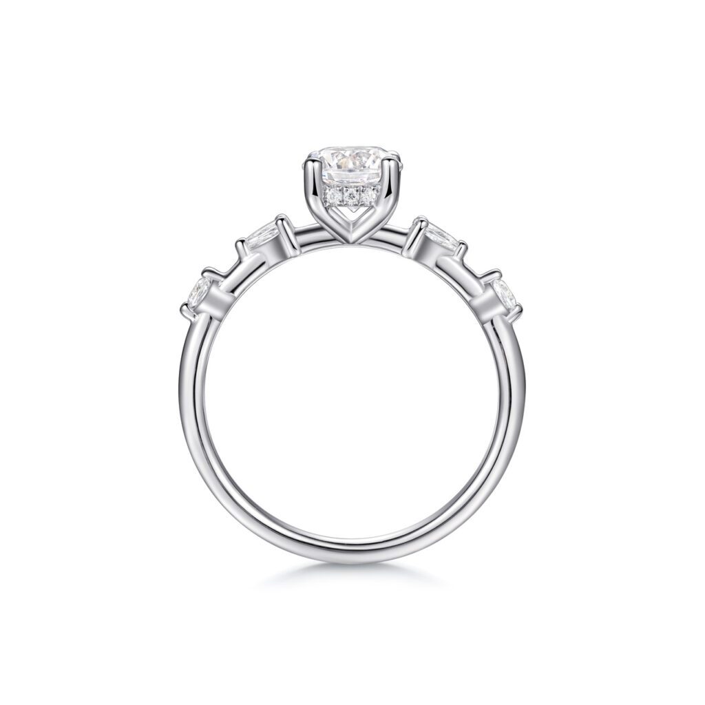 Vera – Förlovningsring i 18k Vitguld med diamant