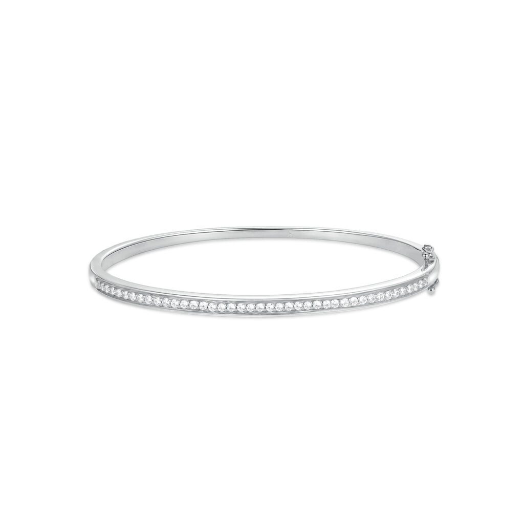 Everly – Stelt armband i 18k Vitguld med rad av stilrent infattade diamanter