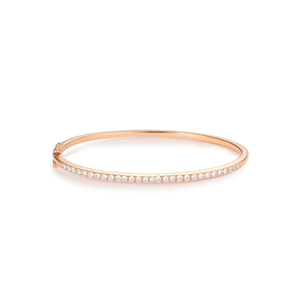 Serenity – Stelt armband i 18k Roséguld  med rad av diamanter i tidlös design