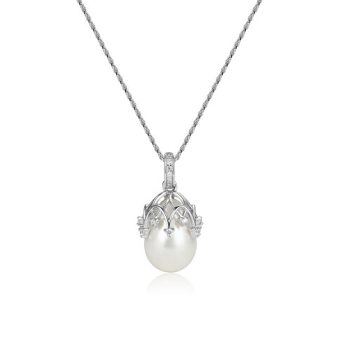 Aria – Stilrent halsband i 950 Platina med odlad saltvattenspärla