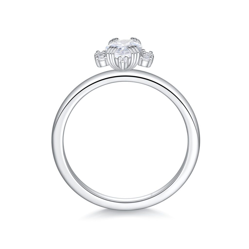 Liyara – Ring med flera stenar i 18k Vitguld