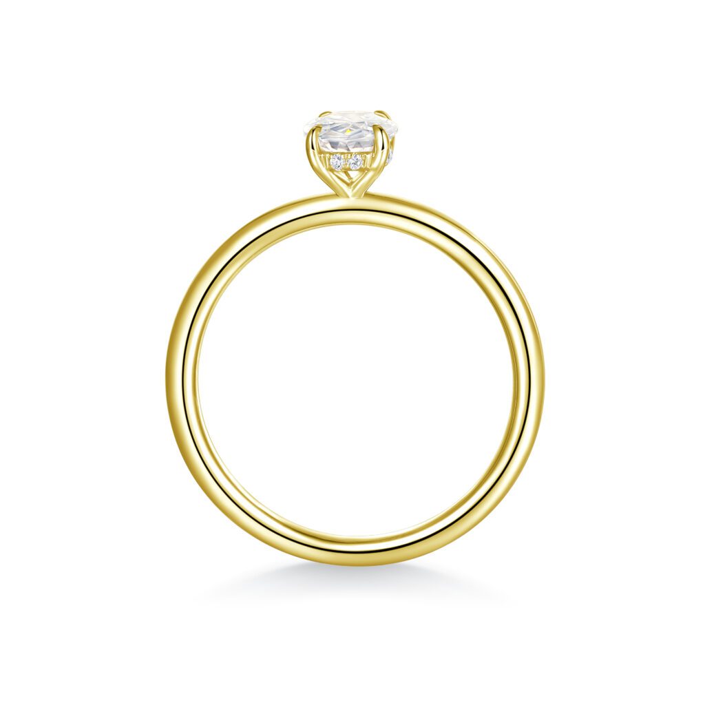Althea – Förlovningsring i 18k Gulguld med hidden halo för extra lyster