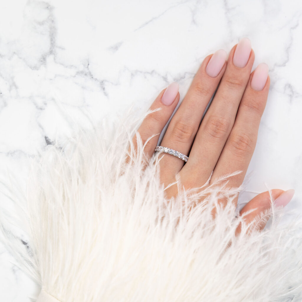 Alicia Icon 0.90 carat – Elegant Halvallians i 18k Roséguld med diamanter