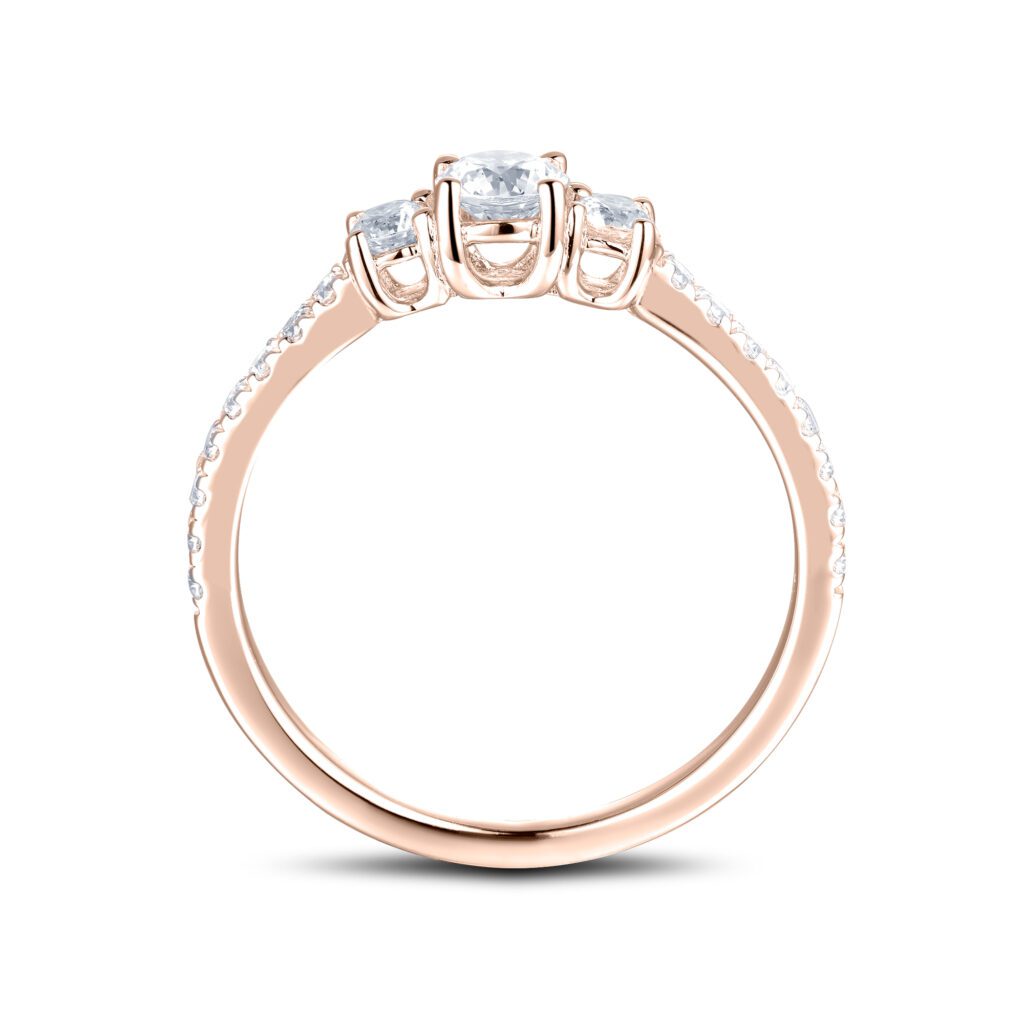 Cora – Trestensring med Sidodiamanter i 18k Roséguld